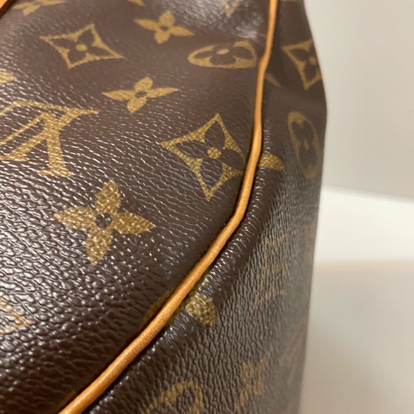 ✨Authentic✨ Louis Vuitton Bandouliere - Picture 16 of 17